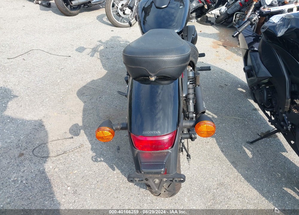 2015 HONDA VT750 C2B VIN: JH2RC5377FK502075