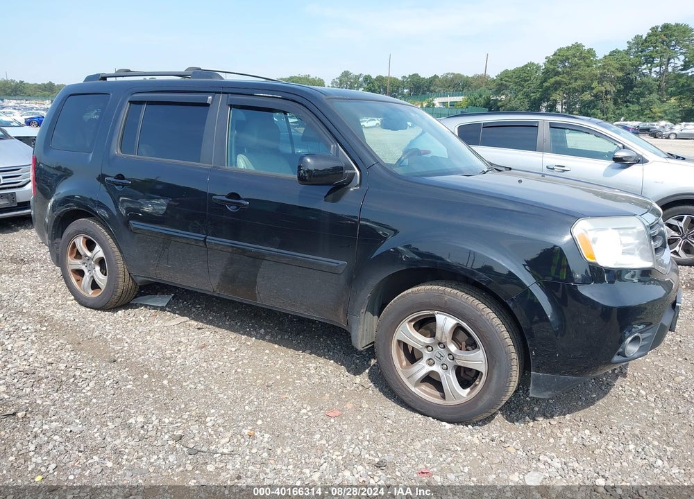 2015 HONDA PILOT EX-L VIN: 5FNYF4H52FB025386