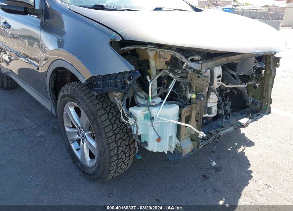 2015 TOYOTA RAV4 XLE VIN: 2T3RFREV6FW297598