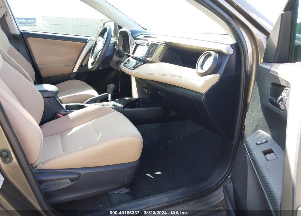 2015 TOYOTA RAV4 XLE VIN: 2T3RFREV6FW297598