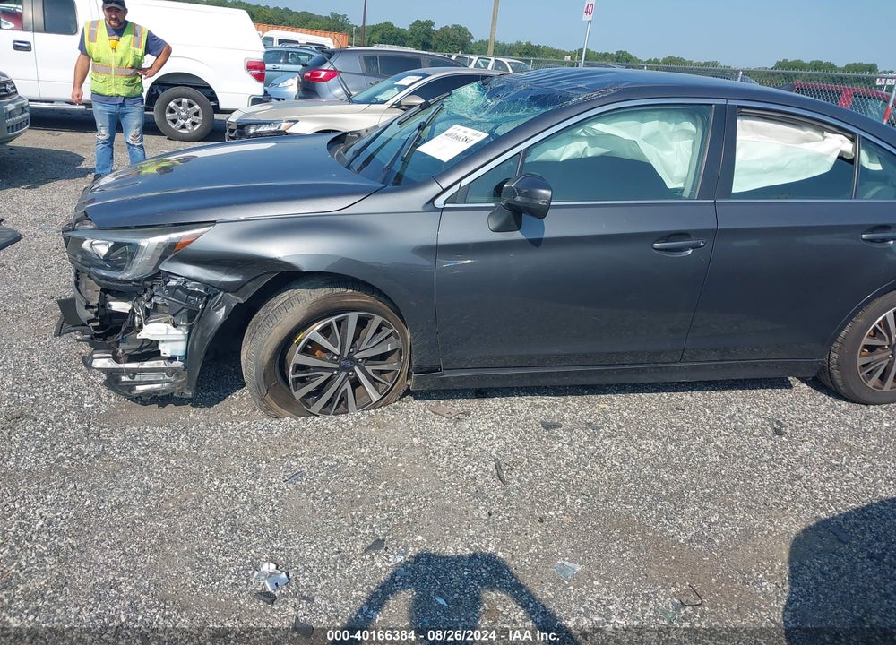 2018 SUBARU LEGACY 2.5I PREMIUM VIN: 4S3BNAF63J3045395