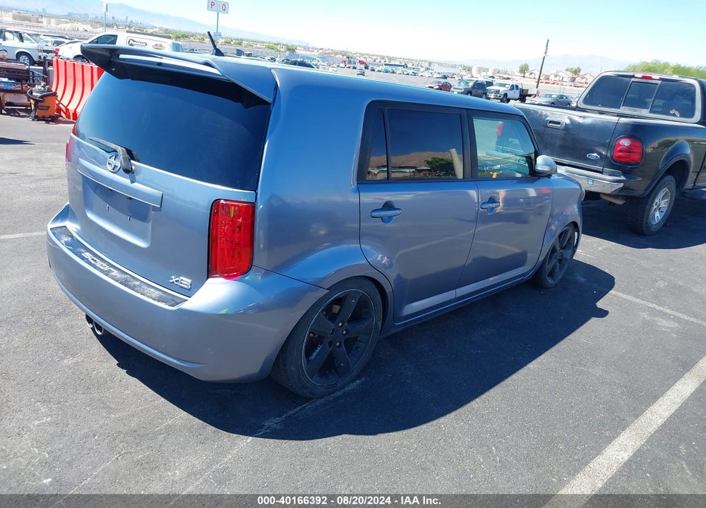 2009 SCION XB VIN: JTLKE50E691082721