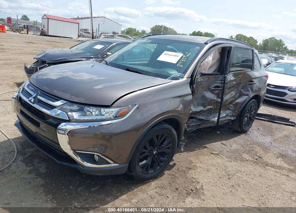 2018 MITSUBISHI OUTLANDER LE VIN: JA4AD3A34JZ036736