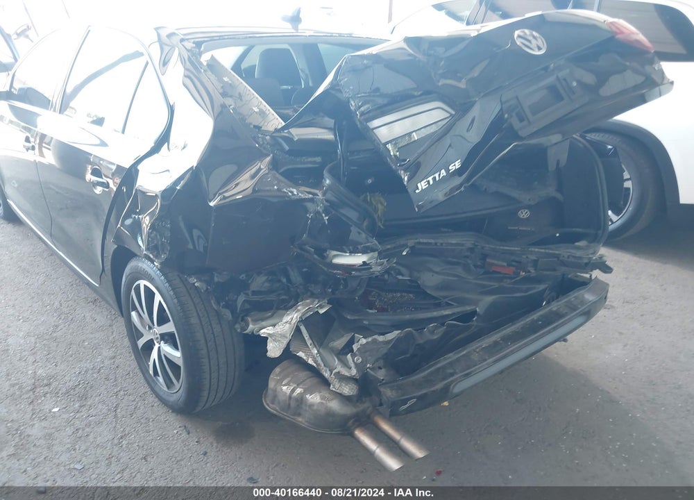 2017 VOLKSWAGEN JETTA 1.4T SE VIN: 3VWDB7AJ3HM366603
