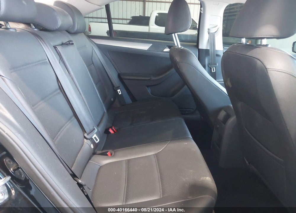 2017 VOLKSWAGEN JETTA 1.4T SE VIN: 3VWDB7AJ3HM366603