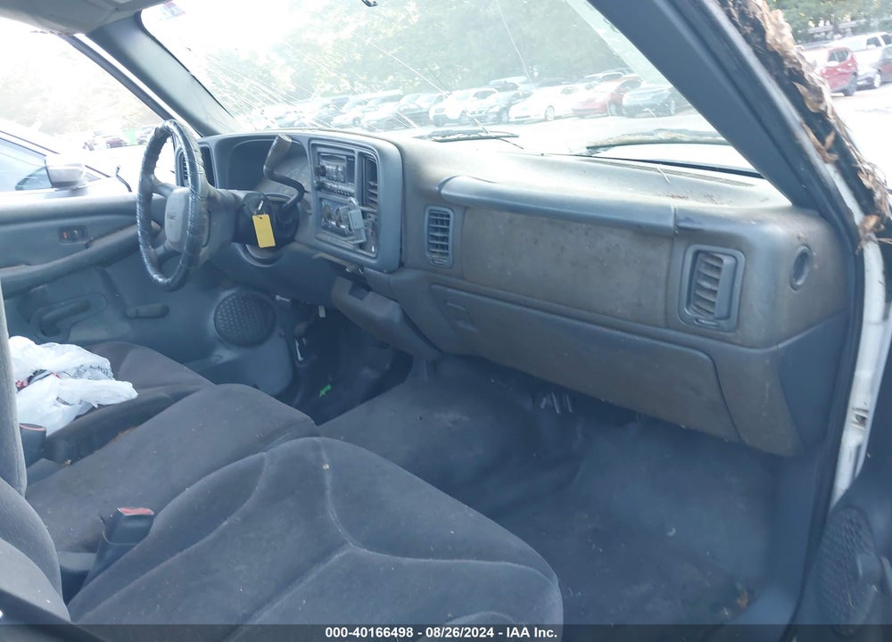 1999 GMC SIERRA 1500 SL VIN: 1GTEC14W7XE515849