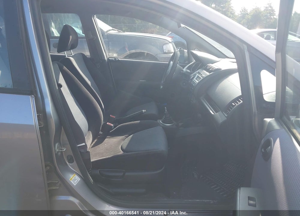 2008 HONDA FIT VIN: JHMGD37468S069464