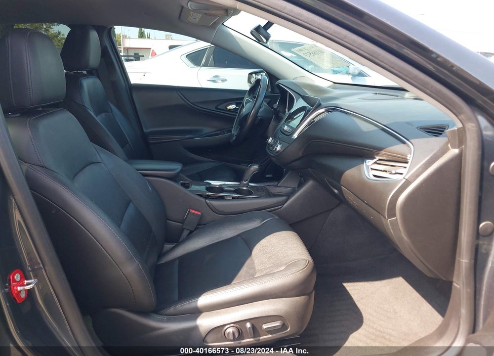 2018 CHEVROLET MALIBU LT VIN: 1G1ZD5ST9JF217795