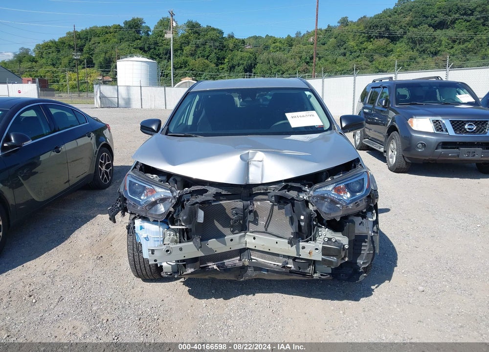 2018 TOYOTA RAV4 LE VIN: 2T3BFREV8JW720790