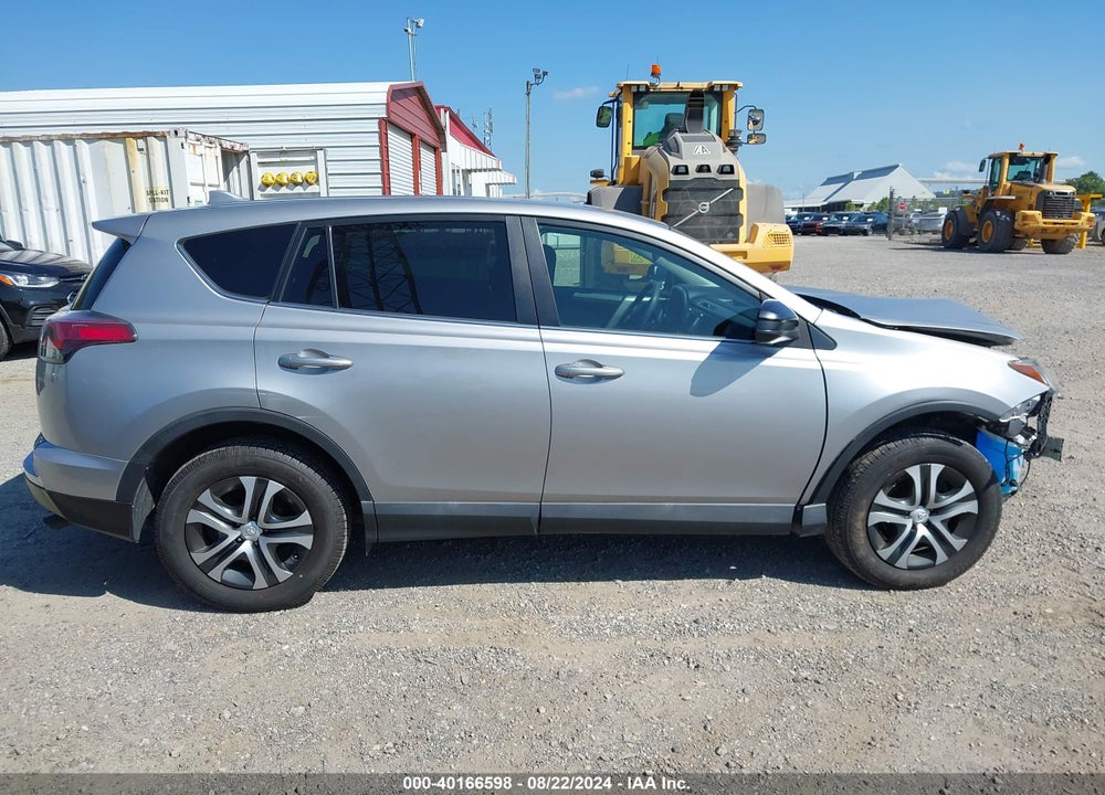 2018 TOYOTA RAV4 LE VIN: 2T3BFREV8JW720790