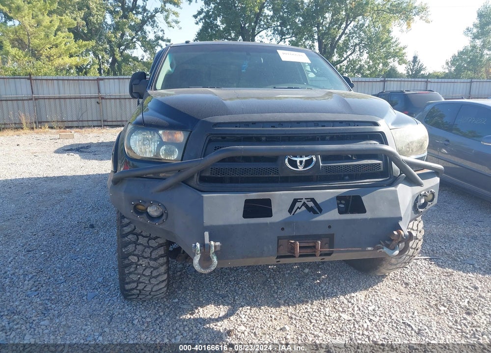 2011 TOYOTA TUNDRA GRADE 5.7L V8 VIN: 5TFUY5F17BX186413
