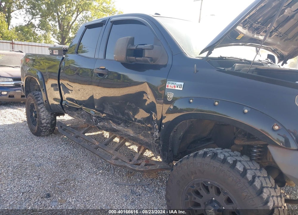 2011 TOYOTA TUNDRA GRADE 5.7L V8 VIN: 5TFUY5F17BX186413