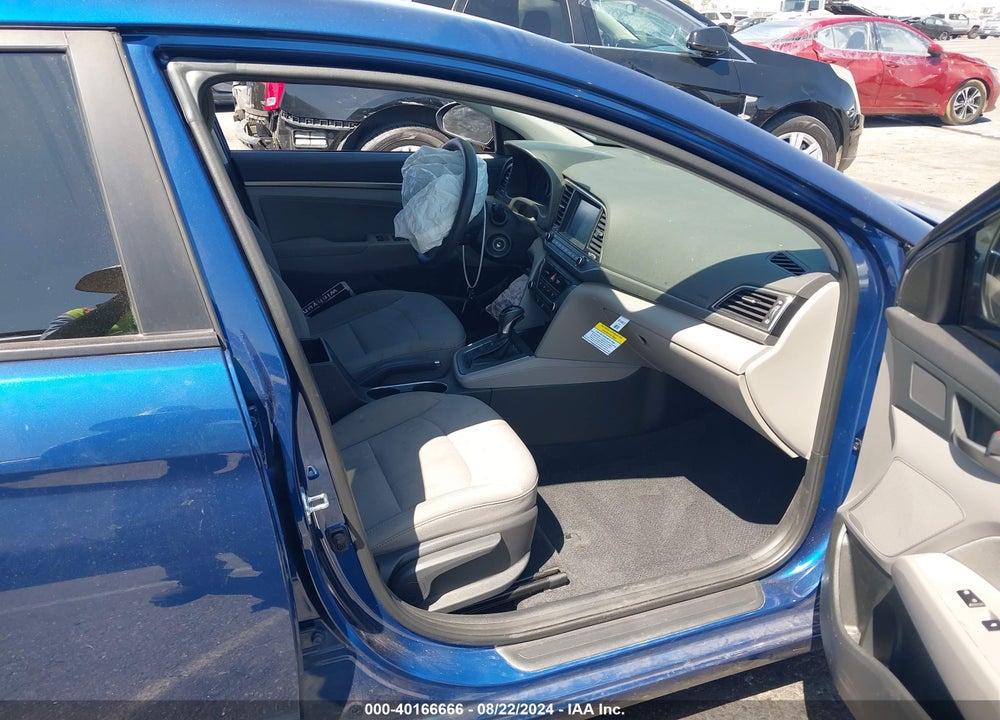 2018 HYUNDAI ELANTRA SEL VIN: 5NPD84LF8JH331835