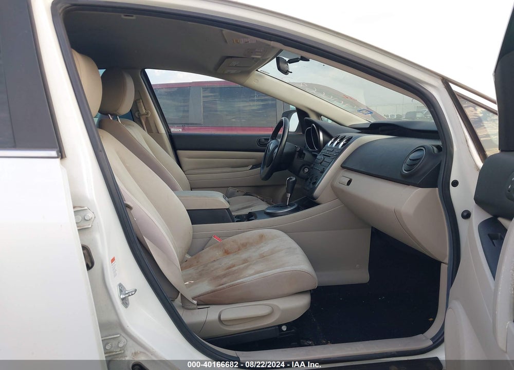 2011 MAZDA CX-7 I SPORT VIN: JM3ER2B52B0379738