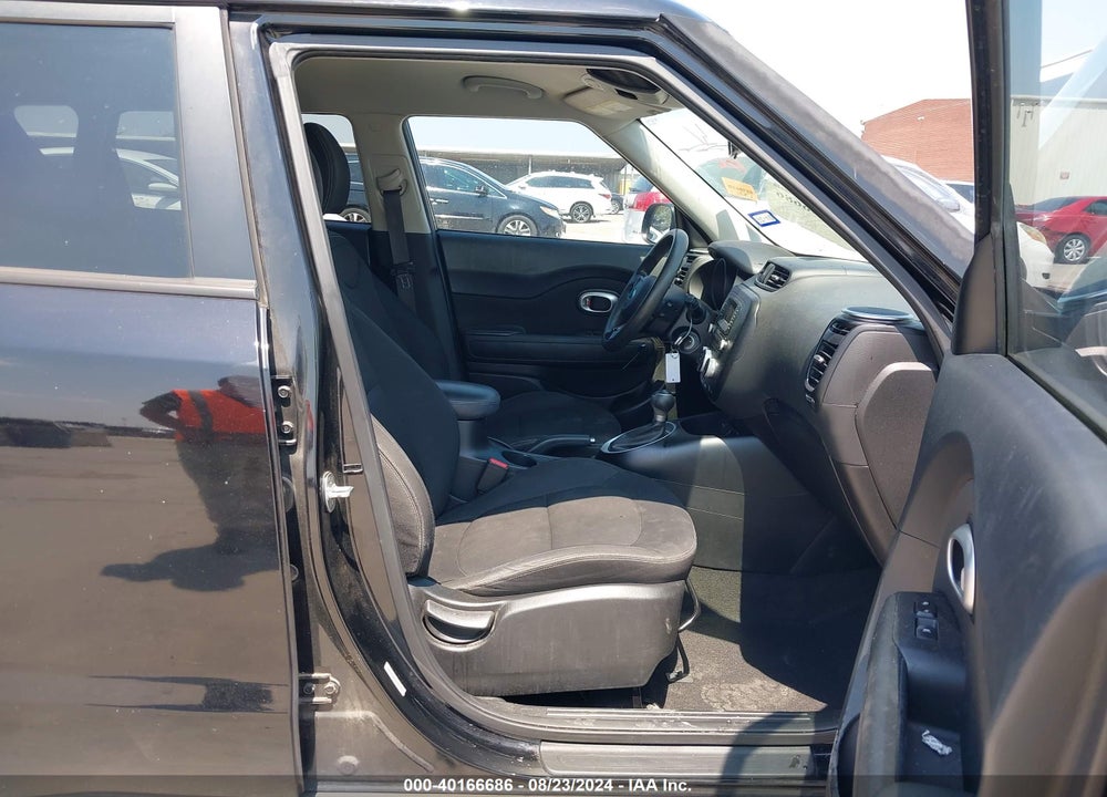 2014 KIA SOUL VIN: KNDJN2A2XE7010048