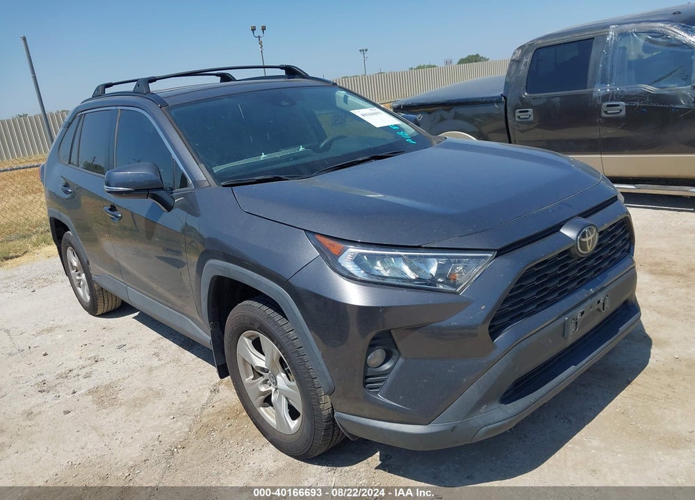 2021 TOYOTA RAV4 XLE VIN: 2T3W1RFV3MC156714