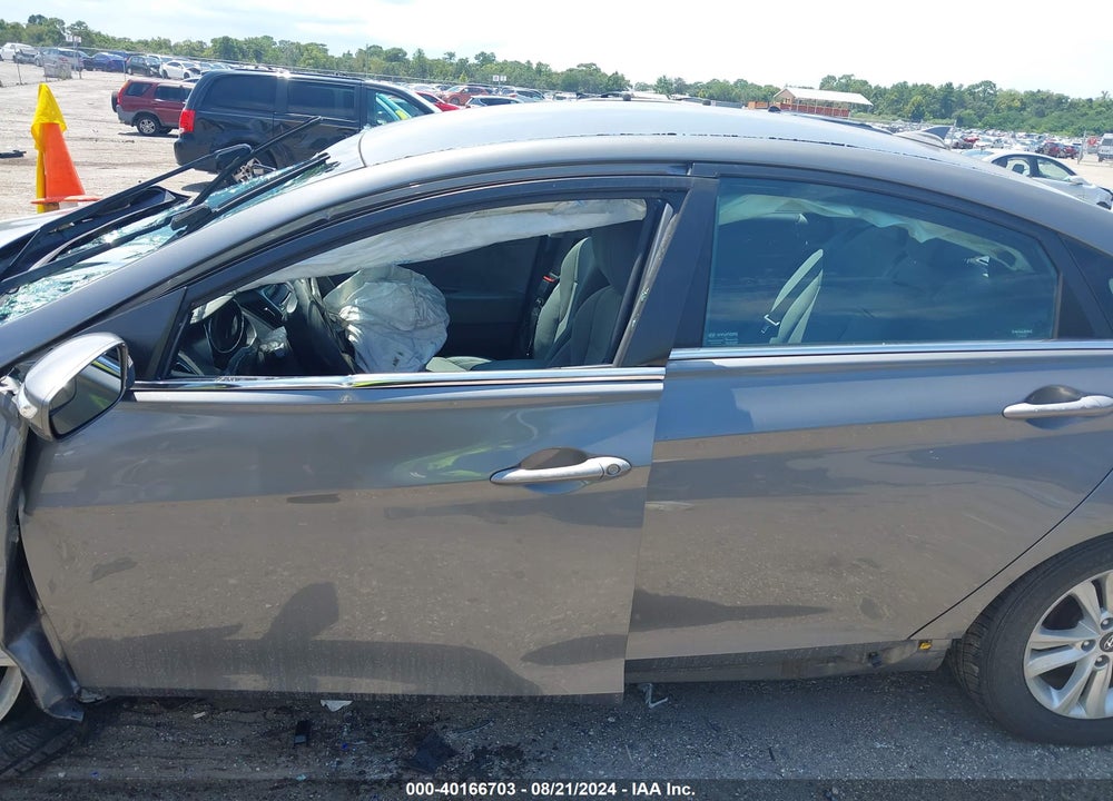 2014 HYUNDAI SONATA GLS VIN: 5NPEB4AC8EH924776