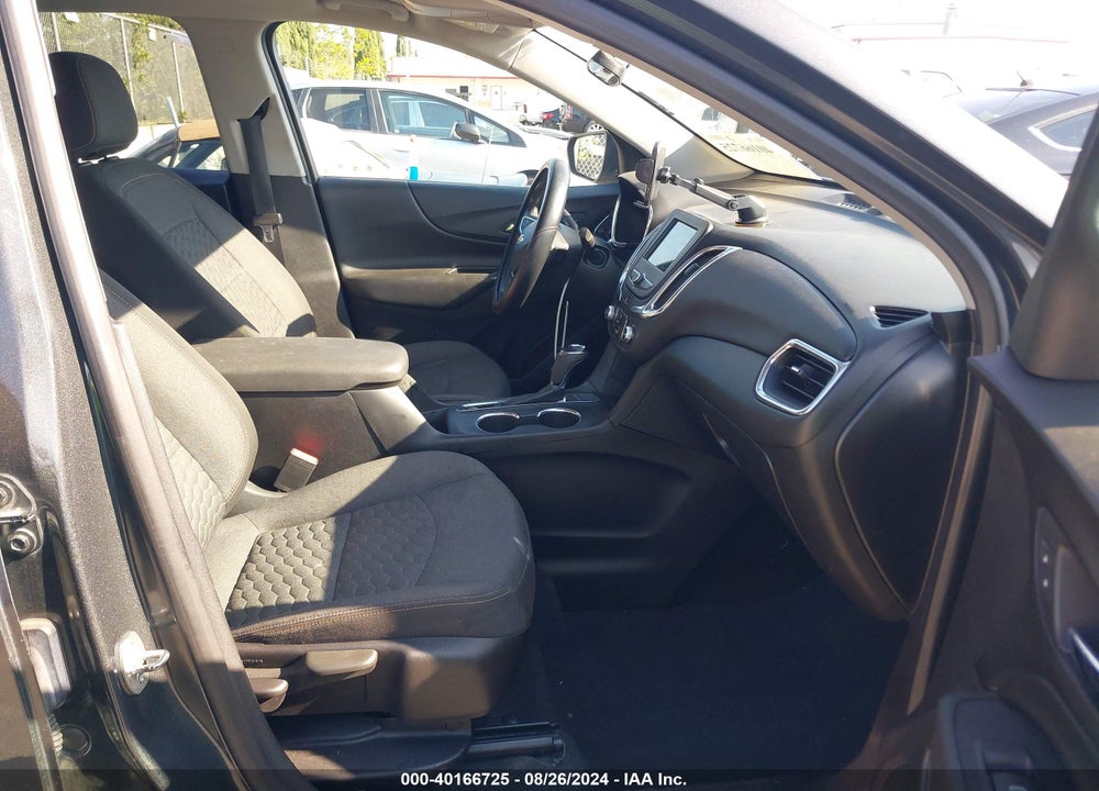 2019 CHEVROLET EQUINOX LT VIN: 2GNAXKEV5K6146296