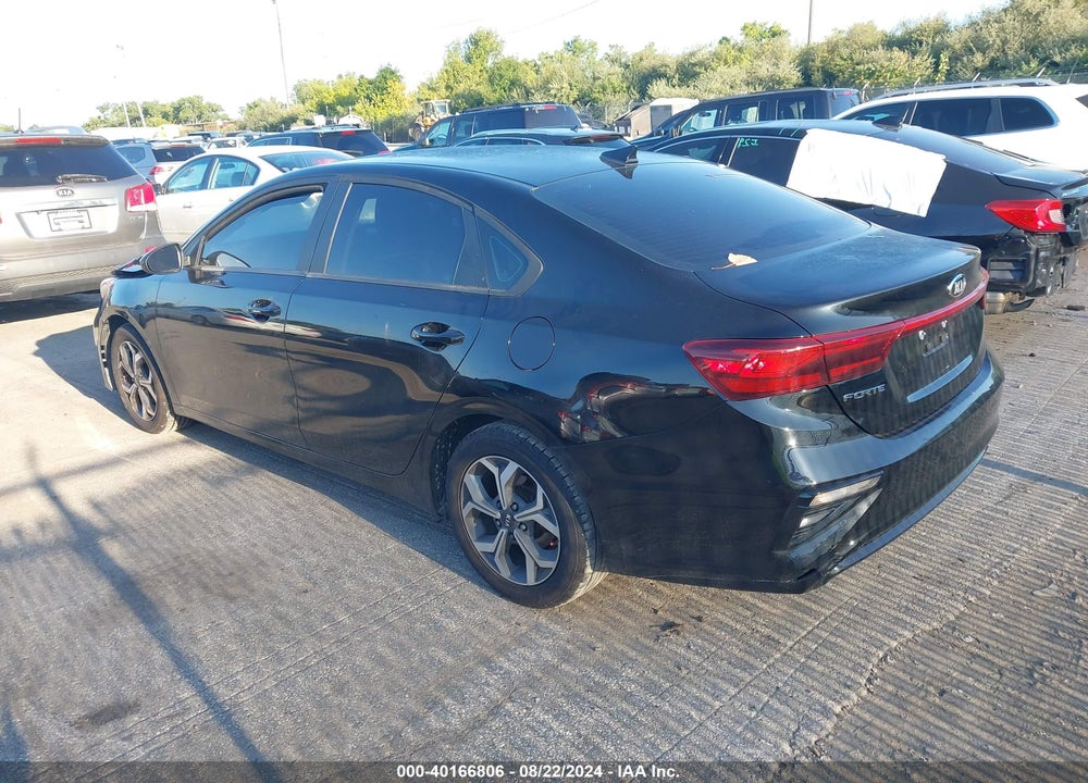 2021 KIA FORTE LXS VIN: 3KPF24AD4ME362195