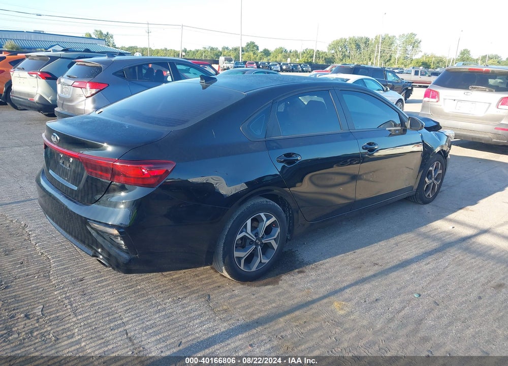 2021 KIA FORTE LXS VIN: 3KPF24AD4ME362195