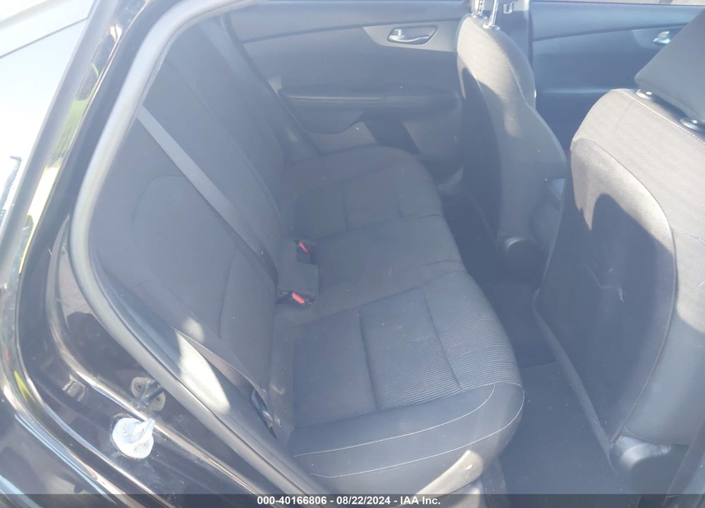 2021 KIA FORTE LXS VIN: 3KPF24AD4ME362195