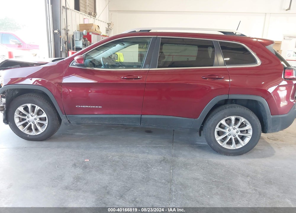 2019 JEEP CHEROKEE LATITUDE 4X4 VIN: 1C4PJMCB6KD334819