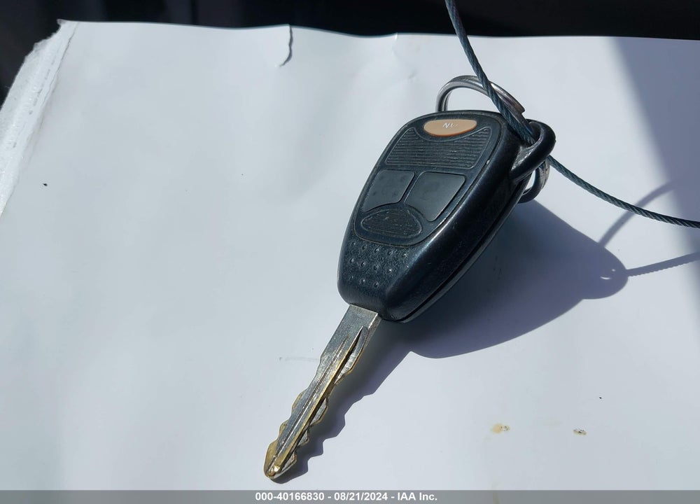 2006 CHRYSLER TOWN & COUNTRY LX VIN: 2A4GP44RX6R861463