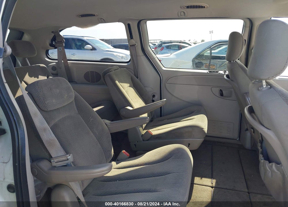 2006 CHRYSLER TOWN & COUNTRY LX VIN: 2A4GP44RX6R861463