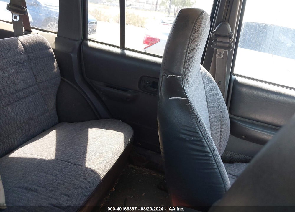 2000 JEEP CHEROKEE SPORT VIN: 1J4FF48SXYL119992
