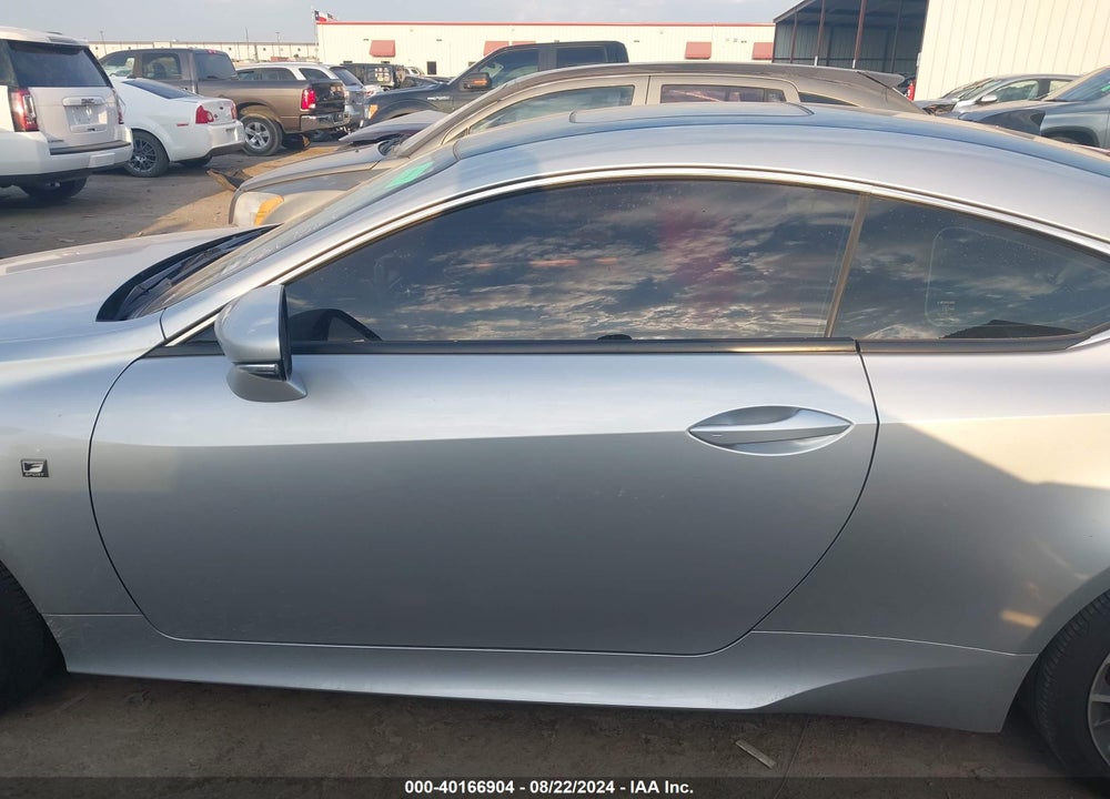 2016 LEXUS RC 200T VIN: JTHHA5BC2G5001084