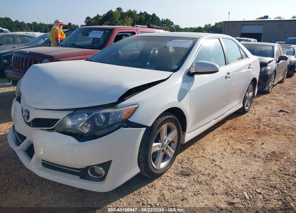 2013 TOYOTA CAMRY SE VIN: 4T1BF1FKXDU722673