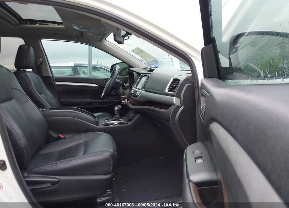 2016 TOYOTA HIGHLANDER XLE V6 VIN: 5TDKKRFHXGS159426