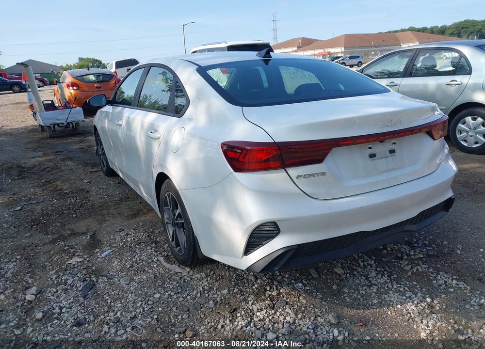 2022 KIA FORTE LXS VIN: 3KPF24ADXNE503949