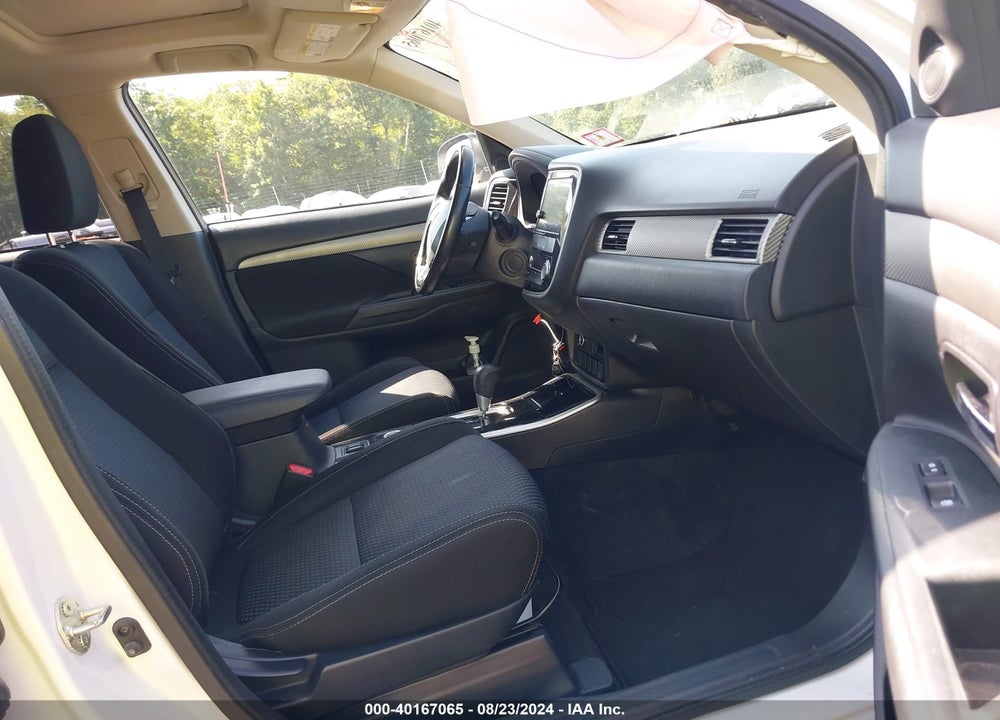 2017 MITSUBISHI OUTLANDER SE/SEL VIN: JA4AZ3A3XHZ027485