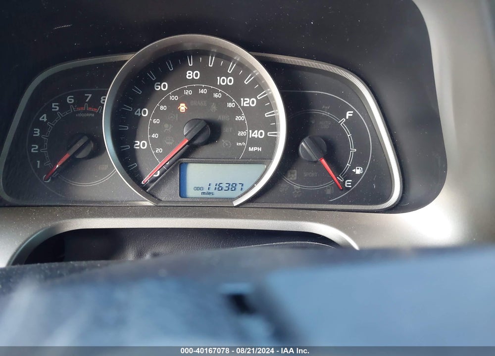 2013 TOYOTA RAV4 XLE VIN: 2T3WFREV9DW010142