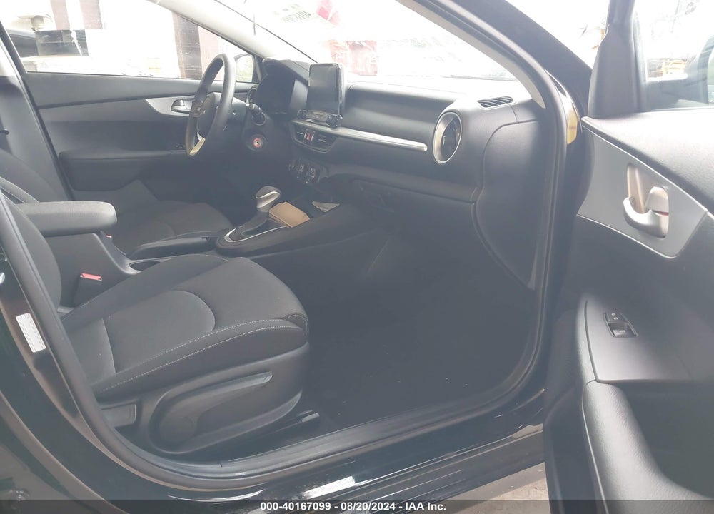 2024 KIA FORTE LXS VIN: 3KPF24AD2RE753935