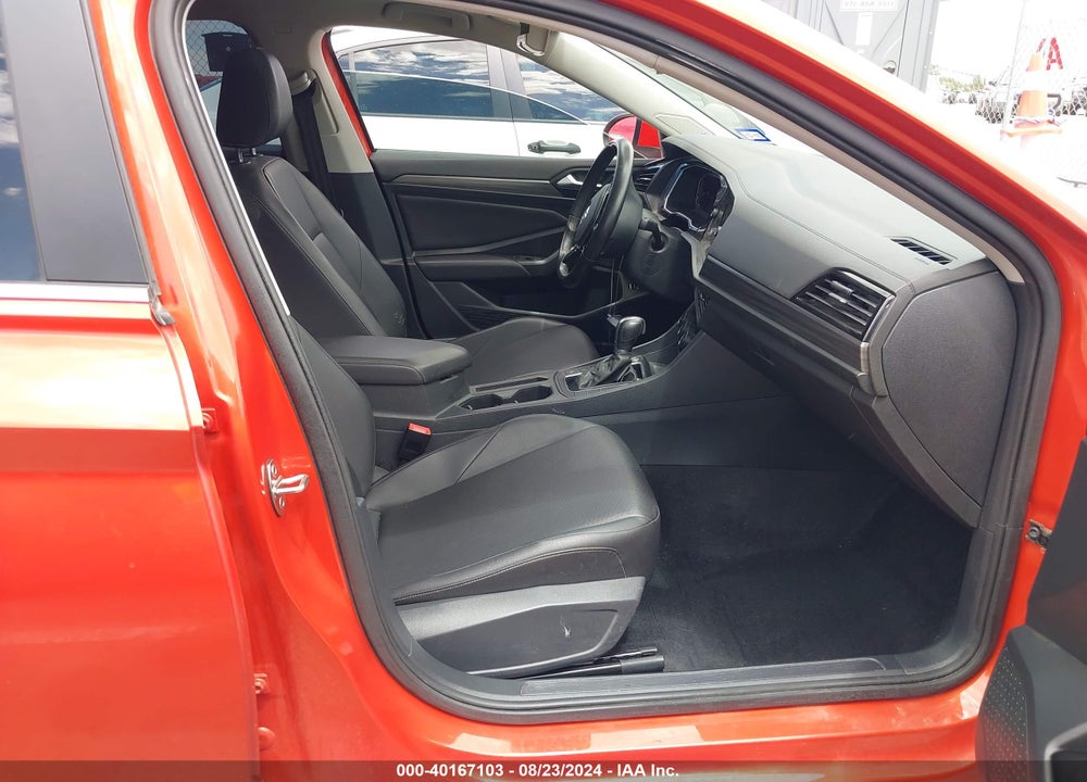 2019 VOLKSWAGEN JETTA VIN: 3VWE57BU8KM068625