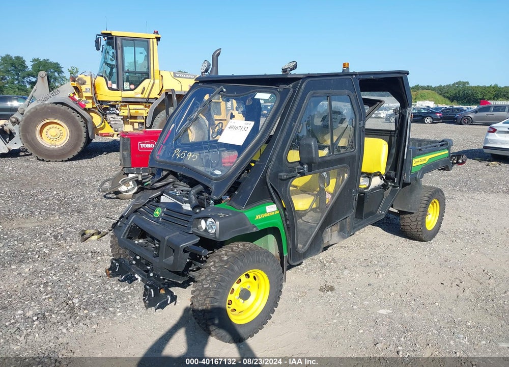 2022 OTHER XUV 855M S4 VIN: 1M0855MBCNM051055