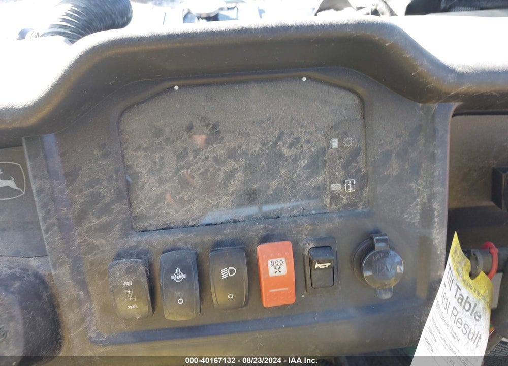 2022 OTHER XUV 855M S4 VIN: 1M0855MBCNM051055