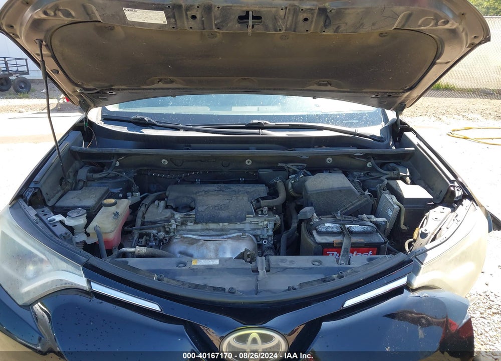 2017 TOYOTA RAV4 XLE VIN: 2T3WFREV7HW343705
