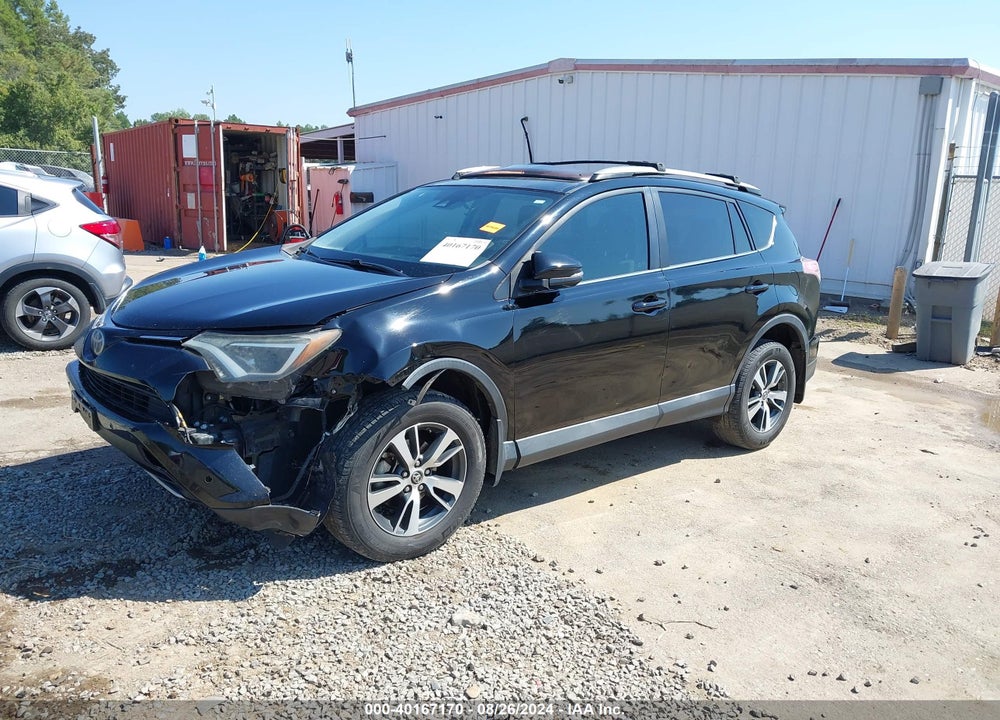 2017 TOYOTA RAV4 XLE VIN: 2T3WFREV7HW343705