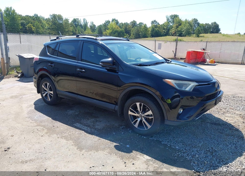 2017 TOYOTA RAV4 XLE VIN: 2T3WFREV7HW343705
