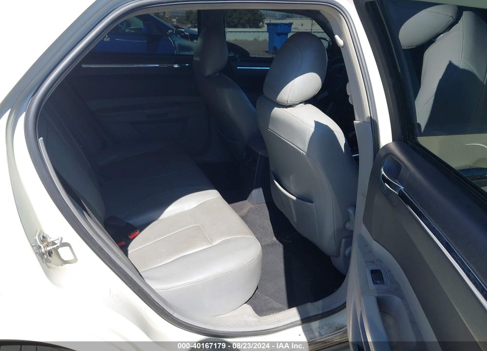 2007 CHRYSLER 300 VIN: 2C3KA53G17H732546