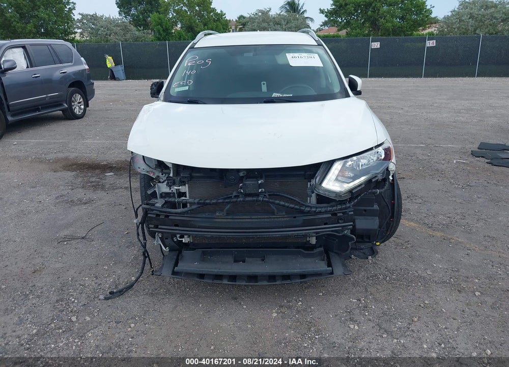 2017 NISSAN ROGUE VIN: 5N1AT2MT9HC878012