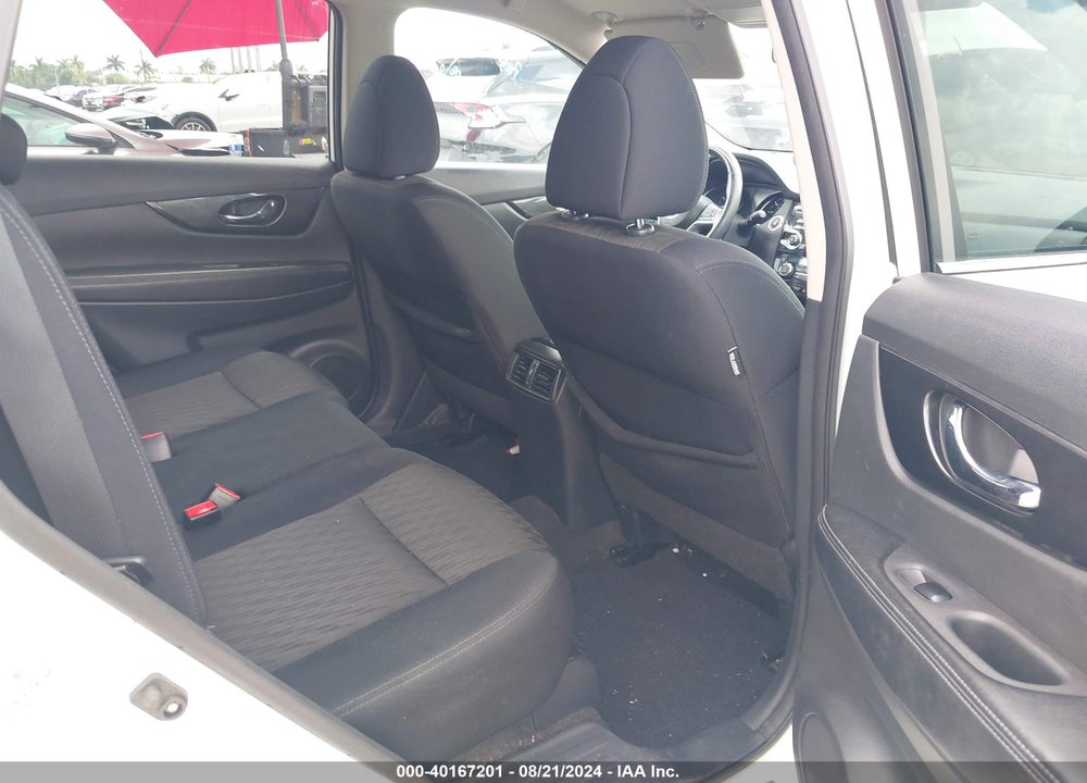 2017 NISSAN ROGUE VIN: 5N1AT2MT9HC878012