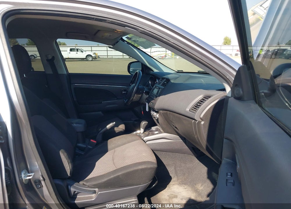 2017 MITSUBISHI OUTLANDER SPORT 2.0 ES VIN: JA4AP3AU6HZ029071