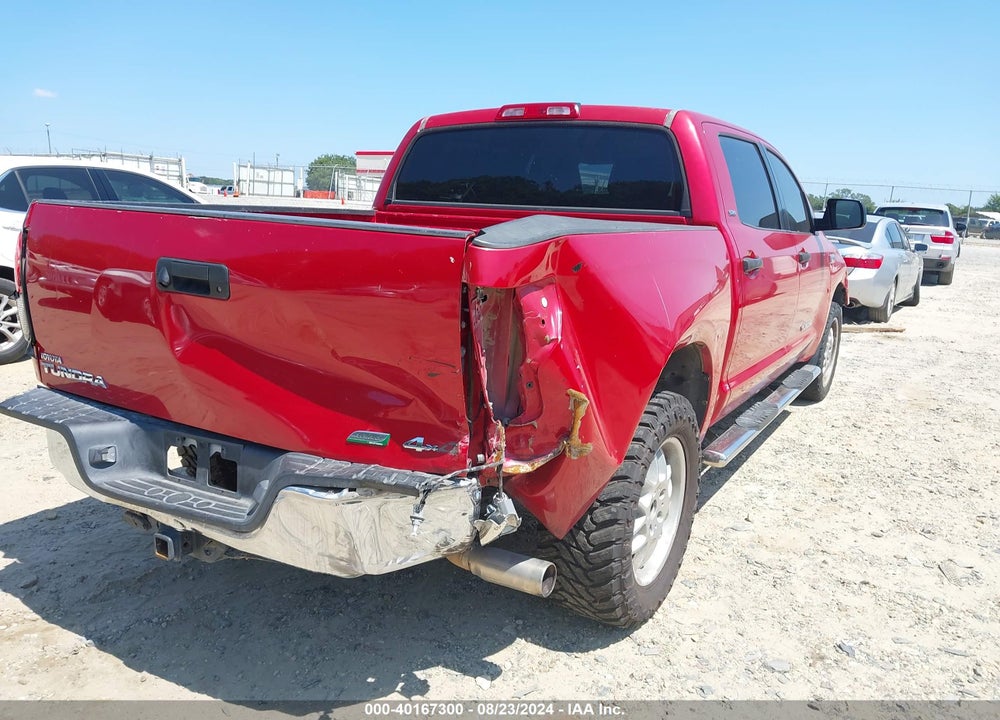 2011 TOYOTA TUNDRA GRADE 5.7L V8 VIN: 5TFDW5F11BX172819