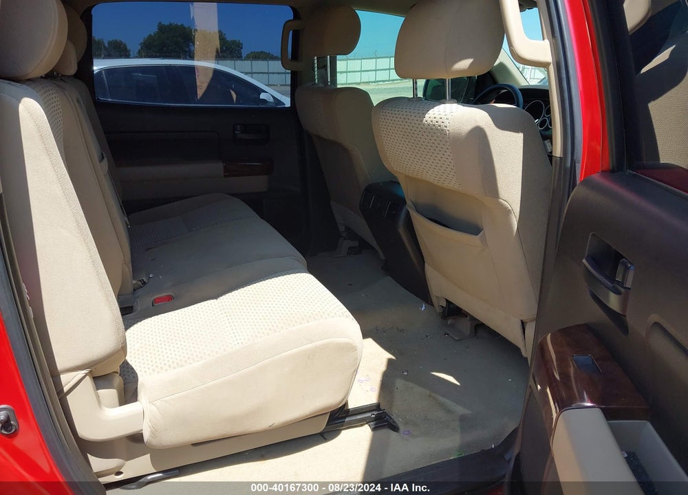 2011 TOYOTA TUNDRA GRADE 5.7L V8 VIN: 5TFDW5F11BX172819