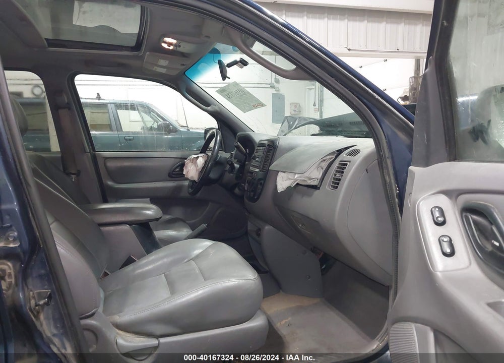 2002 FORD ESCAPE XLT VIN: 1FMYU04112KC83019