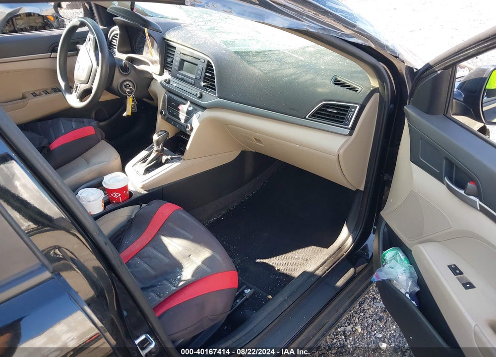 2017 HYUNDAI ELANTRA SE VIN: KMHD74LFXHU422121